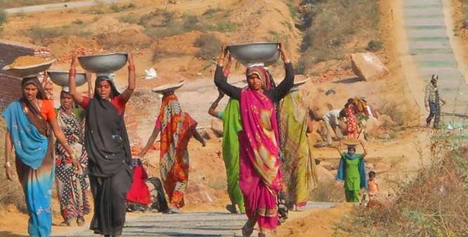 उत्तराखण्ड केंद्र सरकार की योजना  क्रियान्वयन करने में पहला राज्य-सी.एम!