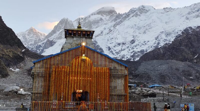 ग्यारहवें ज्योर्तिलिंग श्री केदारनाथ धाम के कपाट खुले।