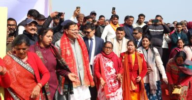 टनकपुर में संस्कृति और समरसता का उत्सव, मुख्यमंत्री ने लिया खिचड़ी प्रसाद,माघ खिचड़ी भोज में मुख्यमंत्री धामी, खड़ी होली की धुनों पर झूम उठा टनकपुर