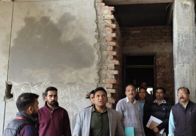 चारधाम यात्रा से पहले ट्रैफिक व्यवस्था दुरुस्त करने की तैयारी, गौचर-कर्णप्रयाग-चमोली में पार्किंग परियोजनाओं का निरीक्षण,मुख्यमंत्री पुष्कर सिंह धामी के निर्देशों पर आवास विभाग सक्रिय, सचिव डॉ आर राजेश कुमार ने मौके पर पहुंचकर परखी व्यवस्थाएं