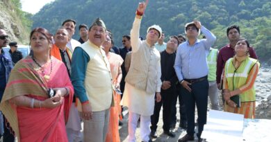 ग्रीन, प्लास्टिक मुक्त रहेगी श्री केदारनाथ धाम यात्रा: मुख्यमंत्री पुष्कर सिंह धामी चारधाम यात्रा के मद्देनजर ग्राउंड जीरो पर उतरे मुख्यमंत्री, रुद्रप्रयाग से गुप्तकाशी तक सड़क मार्ग से किया यात्रा मार्ग का निरीक्षण ग्रीन, प्लास्टिक मुक्त रहेगी श्री केदारनाथ धाम यात्रा: मुख्यमंत्री पुष्कर सिंह धामी चारधाम यात्रा के मद्देनजर ग्राउंड जीरो पर उतरे मुख्यमंत्री, रुद्रप्रयाग से गुप्तकाशी तक सड़क मार्ग से किया यात्रा मार्ग का निरीक्षण