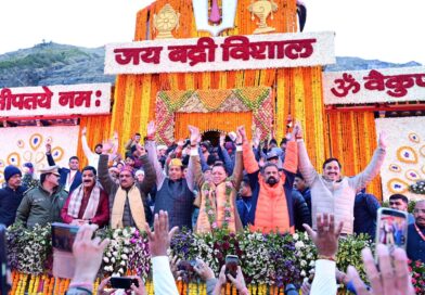 वैदिक मंत्रोच्चार के साथ खुले भगवान श्री बद्रीनाथ के कपाट, आस्था और उल्लास से गूंजा धाम