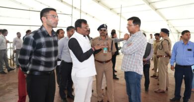 पीएम मोदी के उत्तराखंड दौरे की तैयारी तेज; मुख्य सचिव और DGP ने कार्यक्रम स्थल का किया स्थलीय निरीक्षण