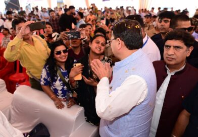 मुख्यमंत्री धामी ने ऋषिकेश से किया चारधाम यात्रा-2026 का भव्य शुभारंभ; बसों को हरी झंडी दिखाकर किया रवाना,श्रद्धालुओं से भी जाना हाल