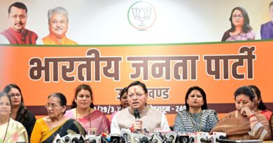 नारी शक्ति वंदन अधिनियम पर सीएम धामी का विपक्ष पर तीखा प्रहार — “महिलाओं के अधिकारों में बाधा डालने वालों को मातृशक्ति देगी करारा जवाब”