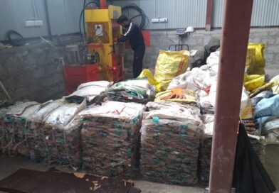 केदारनाथ में एक सप्ताह में जमा किया एक हजार किलो प्लास्टिक वेस्ट,ग्रीन चारधाम यात्रा के लिए मुख्यमंत्री पुष्कर सिंह धामी की पहल रंग लाई एकत्रित कचरे को 15 श्रेणियों में बांटा गया, एकत्रित्र कचरे से होगी नगर पंचायत की कमाई