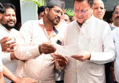 हल्द्वानी पहुंचे CM धामी: सर्किट हाउस में सुनी जनसमस्याएं, अधिकारियों को दिए त्वरित निस्तारण के निर्देश हल्द्वानी पहुंचे CM धामी: सर्किट हाउस में सुनी जनसमस्याएं, अधिकारियों को दिए त्वरित निस्तारण के निर्देश