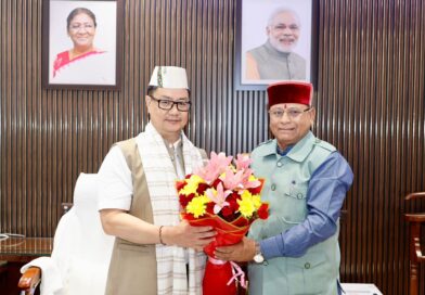 कैबिनेट मंत्री खजान दास ने केंद्रीय मंत्री किरण रिजिजू से की भेंट, उत्तराखंड की अल्पसंख्यक कल्याण योजनाओं पर हुई चर्चा कैबिनेट मंत्री खजान दास ने केंद्रीय मंत्री किरण रिजिजू से की भेंट, उत्तराखंड की अल्पसंख्यक कल्याण योजनाओं पर हुई चर्चा