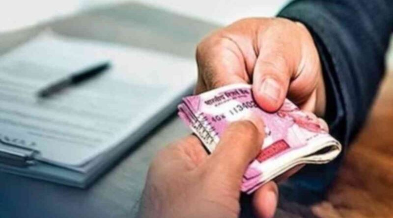विजिलेंस टीम की बड़ी कार्रवाई: देहरादून नगर निगम का सफाई नायक 3,000 रुपये रिश्वत लेते रंगे हाथों गिरफ्तार