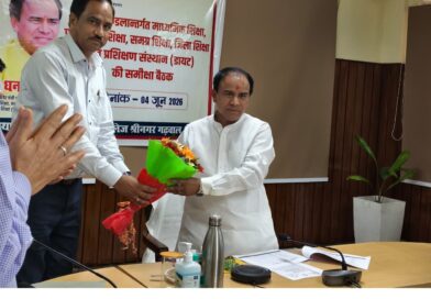 सूबे के स्कूलों में अनिवार्य होगा एनसीसी, एनएसएस व स्काउट, समीक्षा बैठक में अधिकारियों को दिये स्कूल ड्रापआउट कम करने के निर्देश:डाॅ. धन सिंह रावत