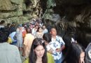 गढ़ी कैंट स्थित गुचुपानी में पर्यटकों का लगा जमावड़ा, ठंडे पानी से मिटा रहे थकान,सहस्त्रधारा के बाद गुचुपानी बन रहा पर्यटकों की पहली पसंद गढ़ी कैंट स्थित गुचुपानी में पर्यटकों का लगा जमावड़ा, ठंडे पानी से मिटा रहे थकान,सहस्त्रधारा के बाद गुचुपानी बन रहा पर्यटकों की पहली पसंद