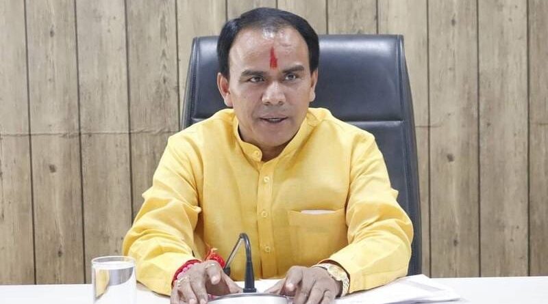 सेवारत शिक्षकों के टीईटी अनिवार्यता का शीघ्र होगा समाधानः डाॅ. धन सिंह रावत कहा, विभागीय अधिकारी शिक्षक संगठनों से वार्ता कर तैयार करें सुसंगत प्रस्ताव सेवारत शिक्षकों के टीईटी अनिवार्यता का शीघ्र होगा समाधानः डाॅ. धन सिंह रावत कहा, विभागीय अधिकारी शिक्षक संगठनों से वार्ता कर तैयार करें सुसंगत प्रस्ताव