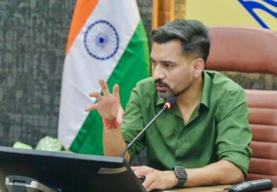 बैंकों की मनमानी पर डीएम सख्त ,जनता को परेशान किया तो होगी कार्रवाई, जिले का पैसा जिले के विकास में ही लगेगा,जिले के विकास में निवेश करें बैंक, केवल जमा जुटाना पर्याप्त नहीं- डीएम