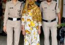 इंस्टाग्राम पर हीरे का हार चमकाना घरेलू सहायिका को पड़ा भारी, 10 लाख के चोरी के जेवरातों के साथ देहरादून पुलिस ने किया गिरफ्तार इंस्टाग्राम पर हीरे का हार चमकाना घरेलू सहायिका को पड़ा भारी, 10 लाख के चोरी के जेवरातों के साथ देहरादून पुलिस ने किया गिरफ्तार