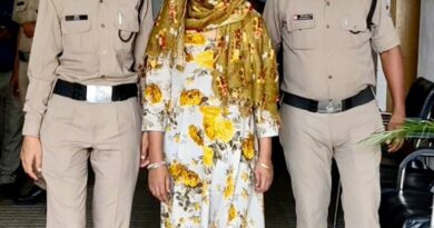 इंस्टाग्राम पर हीरे का हार चमकाना घरेलू सहायिका को पड़ा भारी, 10 लाख के चोरी के जेवरातों के साथ देहरादून पुलिस ने किया गिरफ्तार