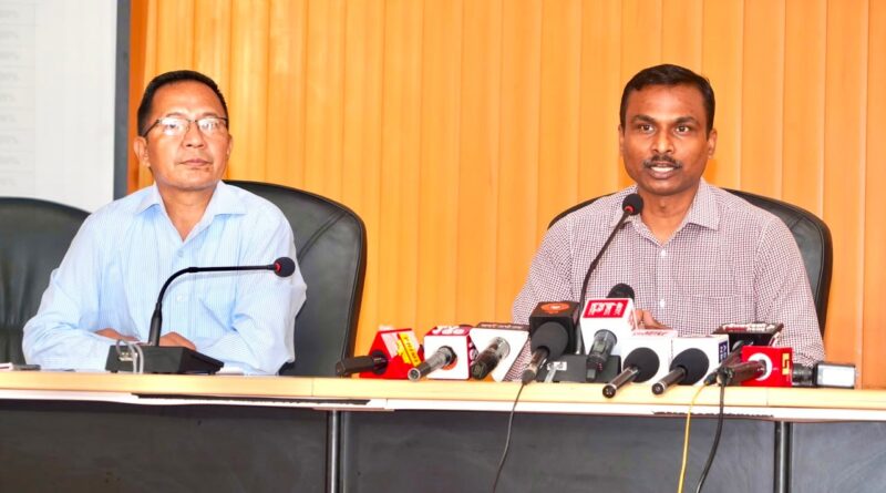 उत्तराखण्ड में 99 फीसदी गणना फार्म डिजिटाइज- अपर मुख्य निर्वाचन अधिकारी ने प्रेस कांफ्रेंस कर दी एसआईआर को लेकर जानकारी उत्तराखण्ड में 99 फीसदी गणना फार्म डिजिटाइज- अपर मुख्य निर्वाचन अधिकारी ने प्रेस कांफ्रेंस कर दी एसआईआर को लेकर जानकारी