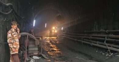 टीएचडीसी टनल में फंसे 22 लोगों में से 19 को बाहर निकाला गया, 3 की तलाश जारी,घटना के बाद बचाव के लिए गए सभी 6 लोग भी सुरक्षित, अब तक 7 लोगों के दुःखद मृत्यु की सूचना टीएचडीसी टनल में फंसे 22 लोगों में से 19 को बाहर निकाला गया, 3 की तलाश जारी,घटना के बाद बचाव के लिए गए सभी 6 लोग भी सुरक्षित, अब तक 7 लोगों के दुःखद मृत्यु की सूचना