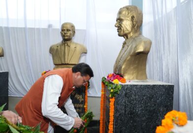 खटीमा गोलीकांड के शहीद राज्य आंदोलनकारियों को मुख्यमंत्री पुष्कर सिंह धामी ने दी श्रद्धांजलि खटीमा गोलीकांड के शहीद राज्य आंदोलनकारियों को मुख्यमंत्री पुष्कर सिंह धामी ने दी श्रद्धांजलि