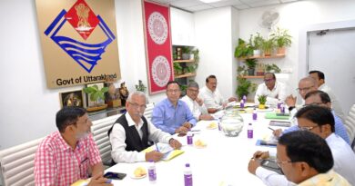 उत्तराखंड: मतदाता सूची का अंतिम प्रकाशन अब 3 अक्टूबर को, मुख्य निर्वाचन अधिकारी ने सर्वदलीय बैठक में दिए निर्देश उत्तराखंड: मतदाता सूची का अंतिम प्रकाशन अब 3 अक्टूबर को, मुख्य निर्वाचन अधिकारी ने सर्वदलीय बैठक में दिए निर्देश