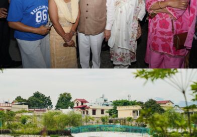 जल सृष्टि पार्क के लोकार्पण से लौटते समय सीएम धामी ने अचानक रुकवाया काफिला, बच्चों और आमजन के साथ खिंचवाईं सेल्फी जल सृष्टि पार्क के लोकार्पण से लौटते समय सीएम धामी ने अचानक रुकवाया काफिला, बच्चों और आमजन के साथ खिंचवाईं सेल्फी