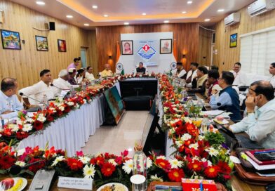 बनबसा में धामी कैबिनेट की बैठक, 24 प्रस्तावों को मिली मंजूरी बनबसा में धामी कैबिनेट की बैठक, 24 प्रस्तावों को मिली मंजूरी